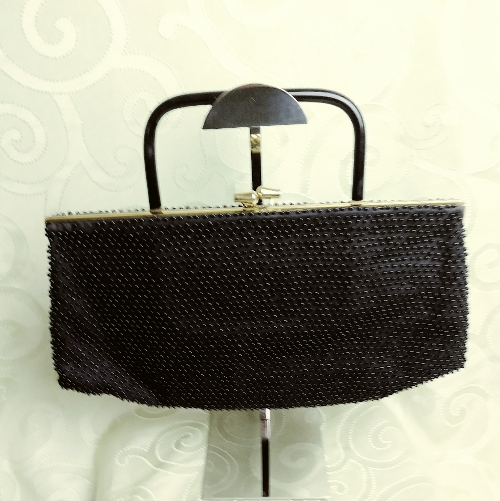 Vintage Lumure Caviar Beadette Large Black Evening Bag With Removable Ha…